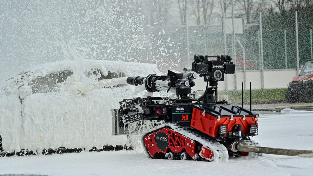 Hasičský robot COLOSSUS